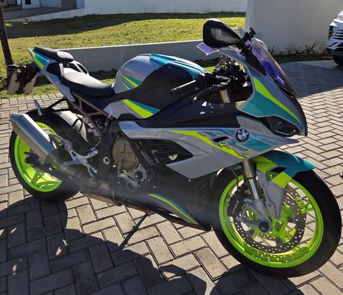 BMW S 1000 RR BMW S 1000 RR